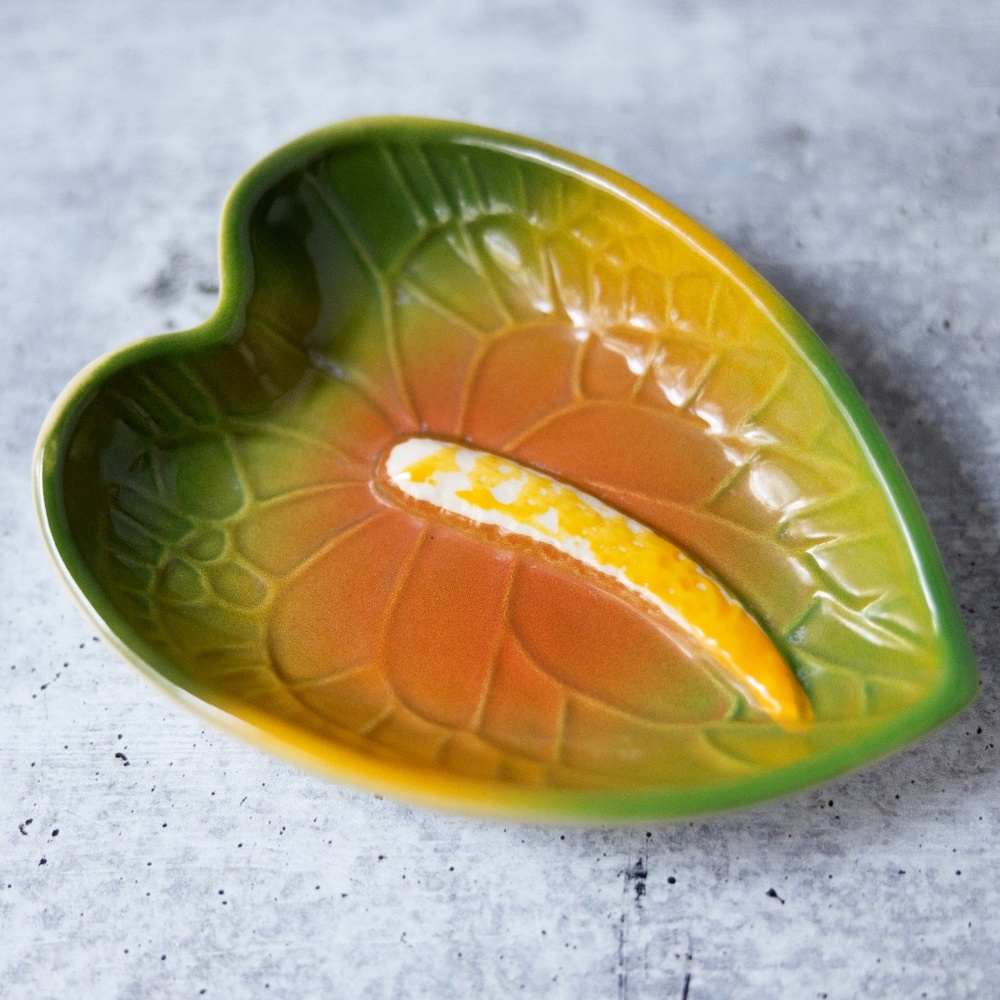 Anthurium Flower Leaf Dish Tropical Clay Hawaii Ceramic Yellow Green Orange 6"